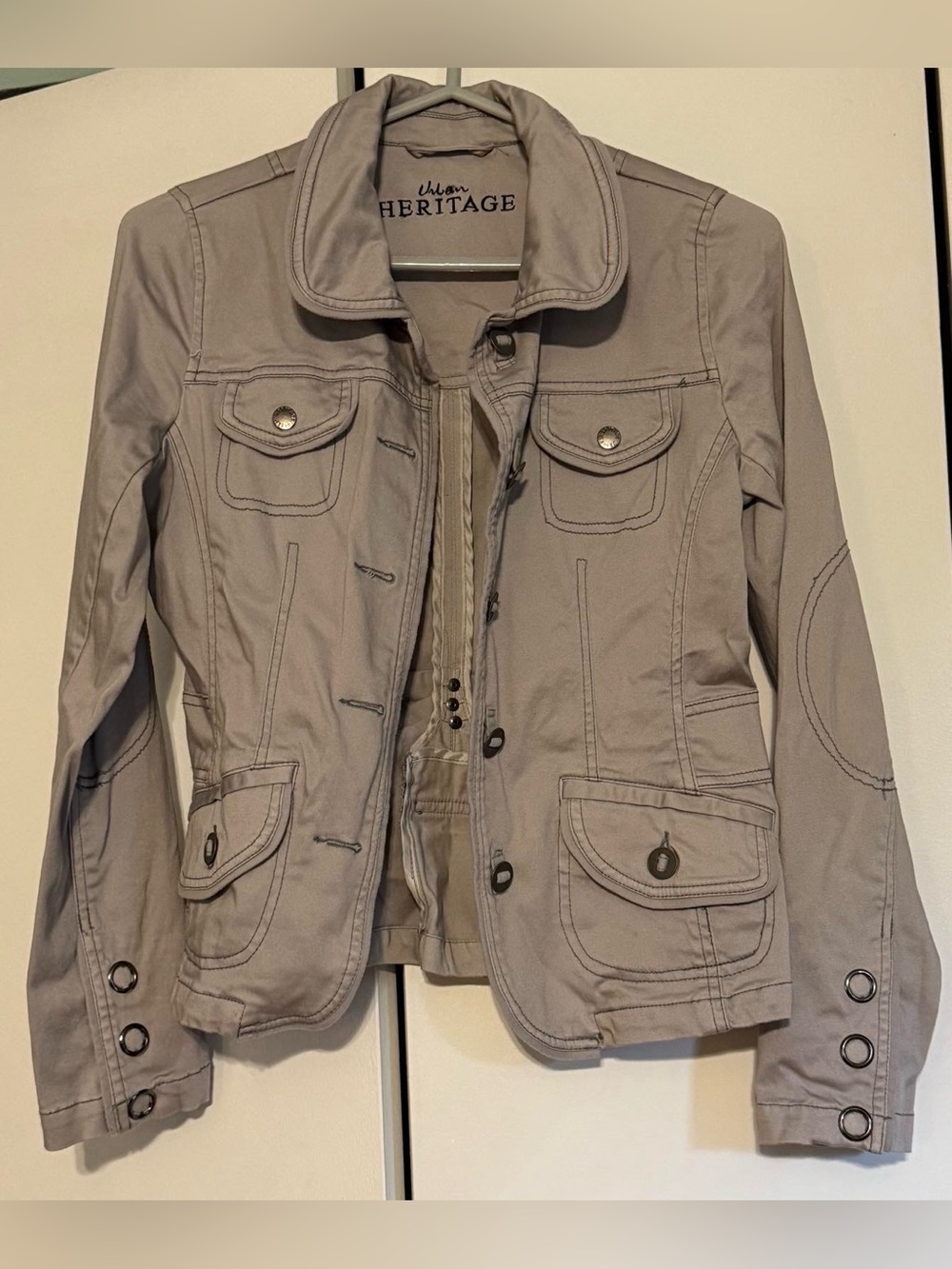 Urban Heritage Light Gray Jacket Size M